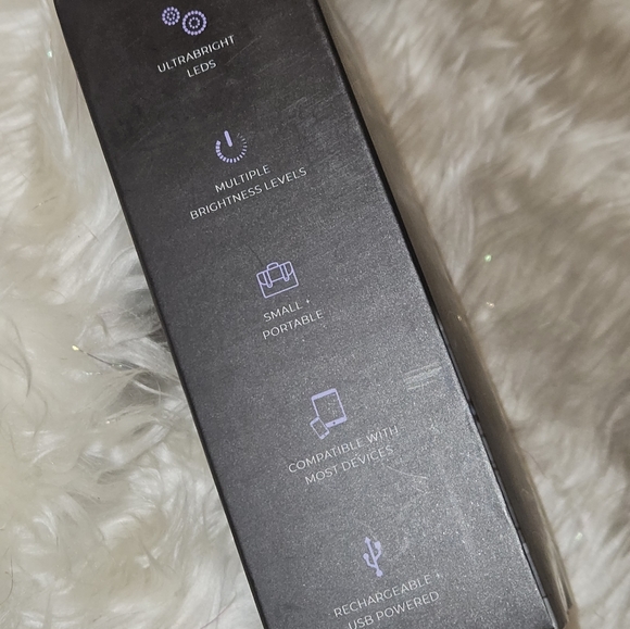 Clip on Computer Light - Picture 9 of 10